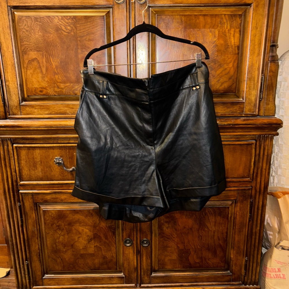 River Island Black Faux Leather Shorts Size 20